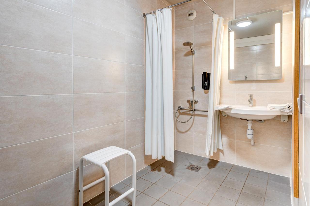 B&B Hôtel LOUVECIENNES Le Port-Marly Buitenkant foto